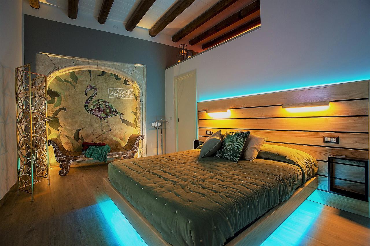 Myo Charming House *